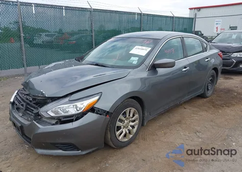 2017 Nissan Altima 2.5 S z USA, uszkodzony, nr VIN 1N4AL3AP5HC477015